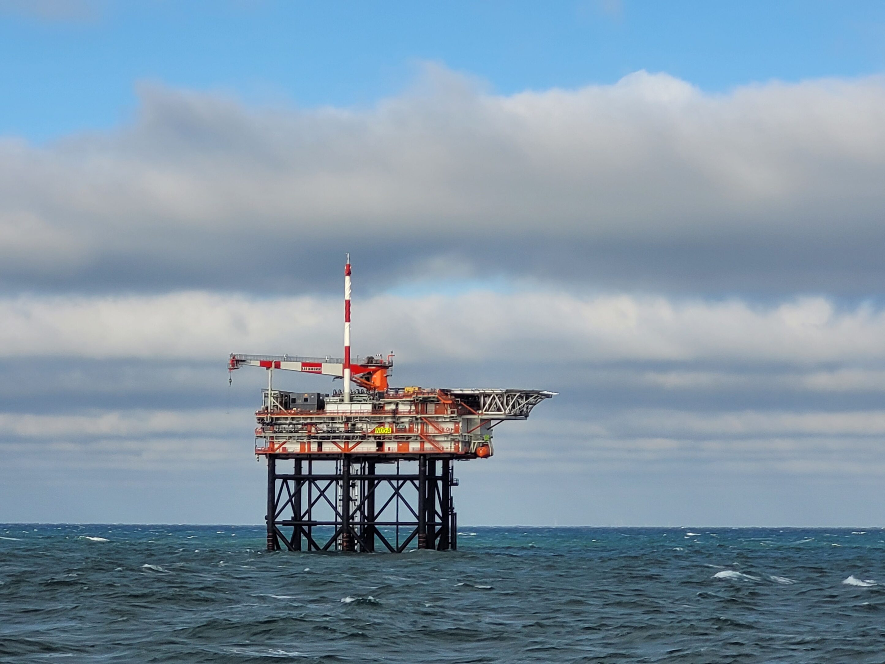 Bohrinsel vor Borkum.